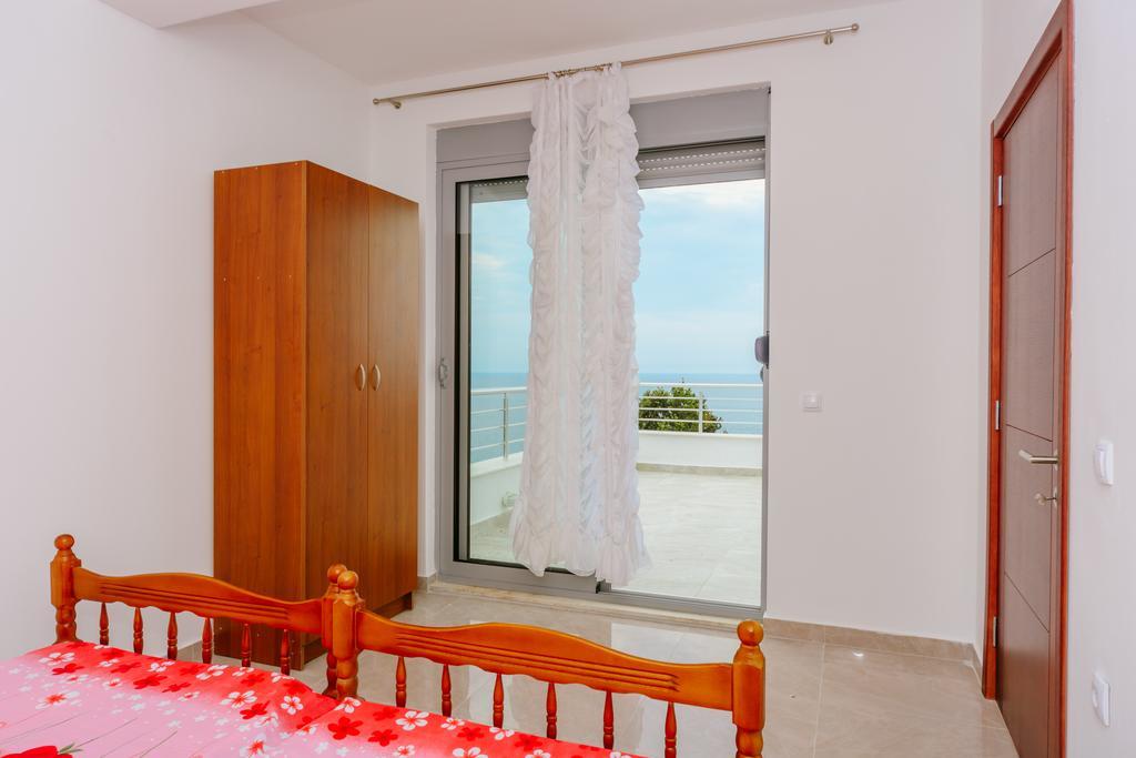 Teuta Apartments Улцинь Екстер'єр фото