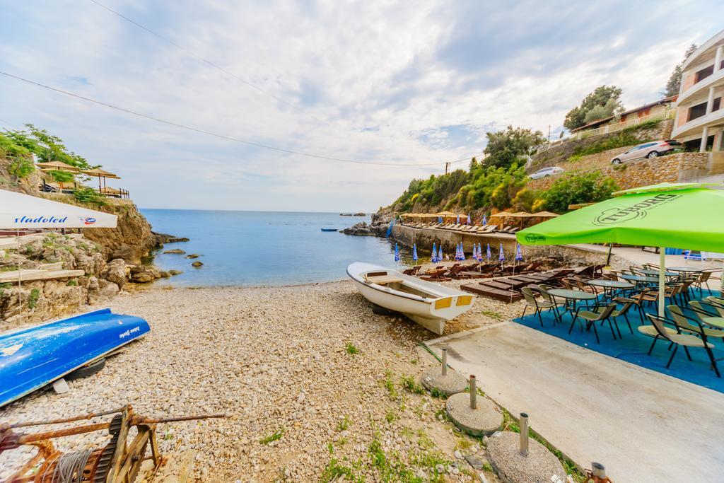 Teuta Apartments Улцинь Екстер'єр фото