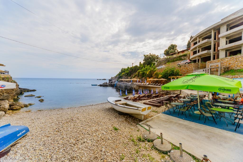 Teuta Apartments Улцинь Екстер'єр фото