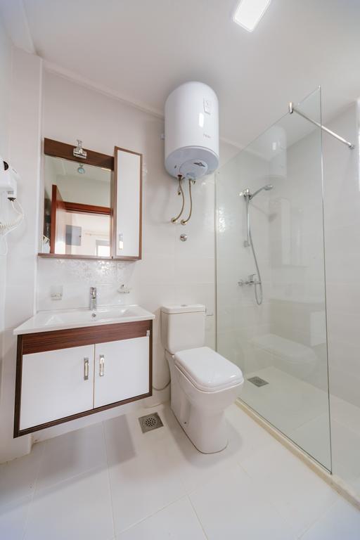 Teuta Apartments Улцинь Екстер'єр фото